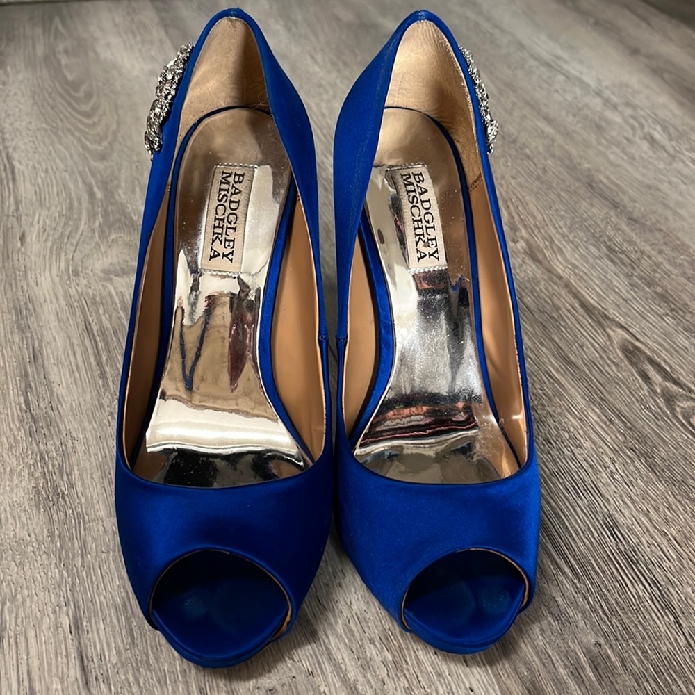 Badgley Mischka Peep-Toe Pumps